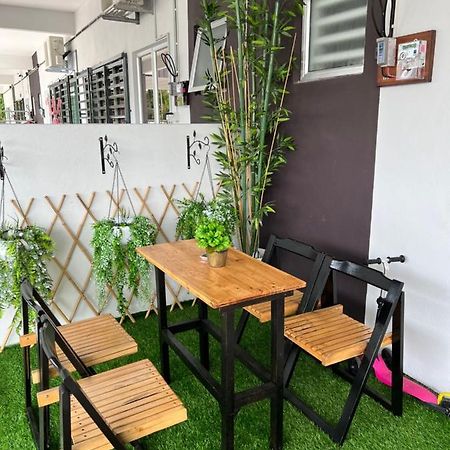 Mieda Rizqi Homestay Kampong Melayu Changkat Larah ภายนอก รูปภาพ