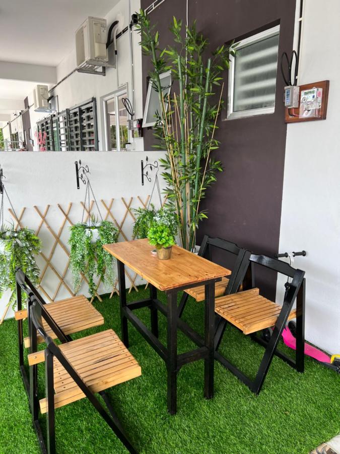 Mieda Rizqi Homestay Kampong Melayu Changkat Larah ภายนอก รูปภาพ