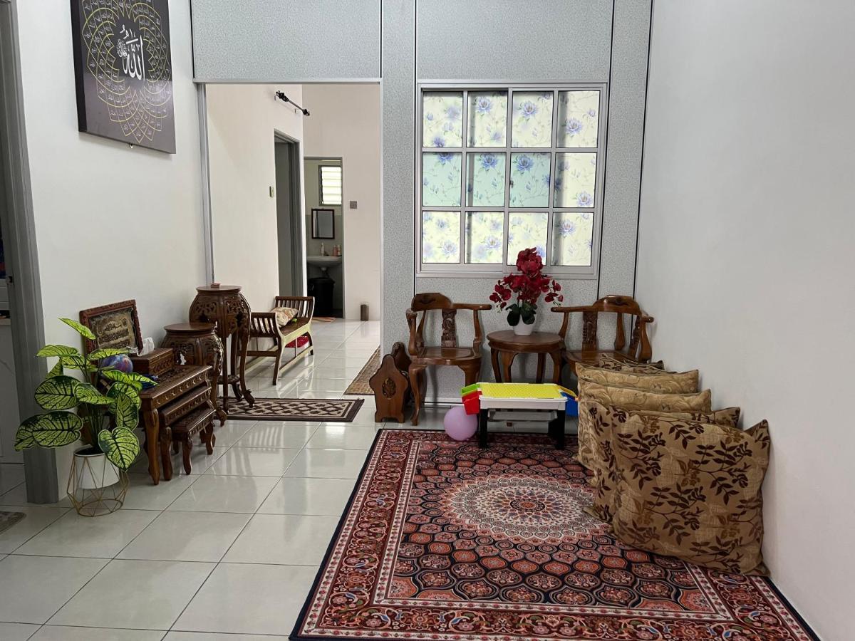 Mieda Rizqi Homestay Kampong Melayu Changkat Larah ภายนอก รูปภาพ